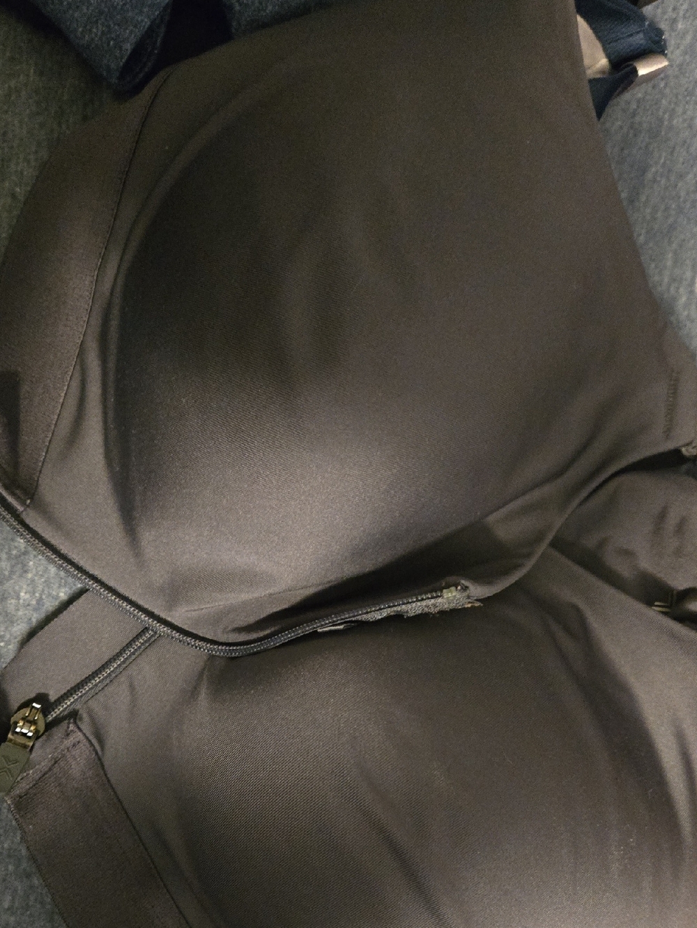 Grey Xeraion Sports Bra